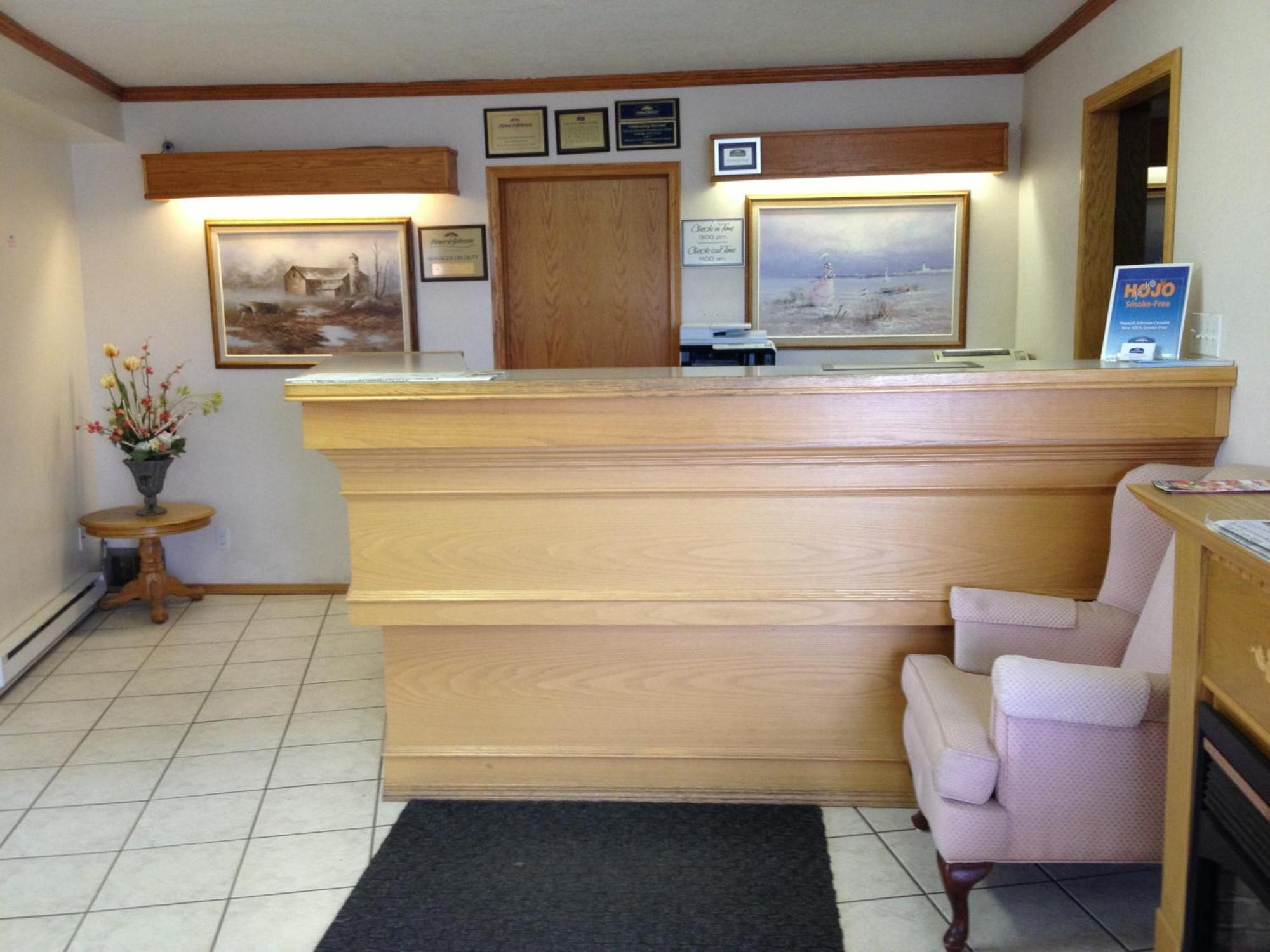 Knights Inn Lethbridge Eksteriør billede