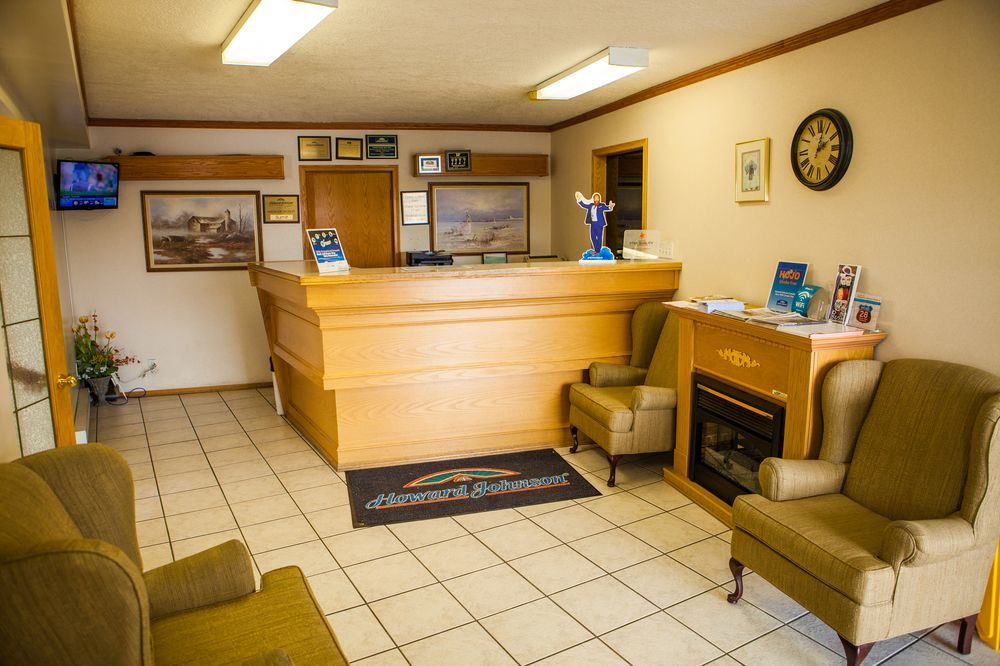 Knights Inn Lethbridge Eksteriør billede